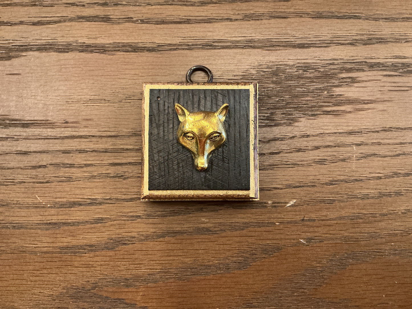 House Emblem Fox