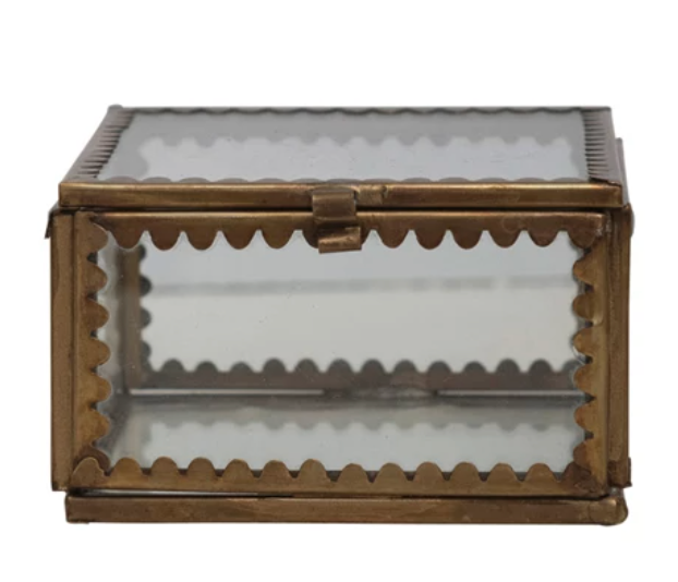 3" Brass Scalloped Display Box