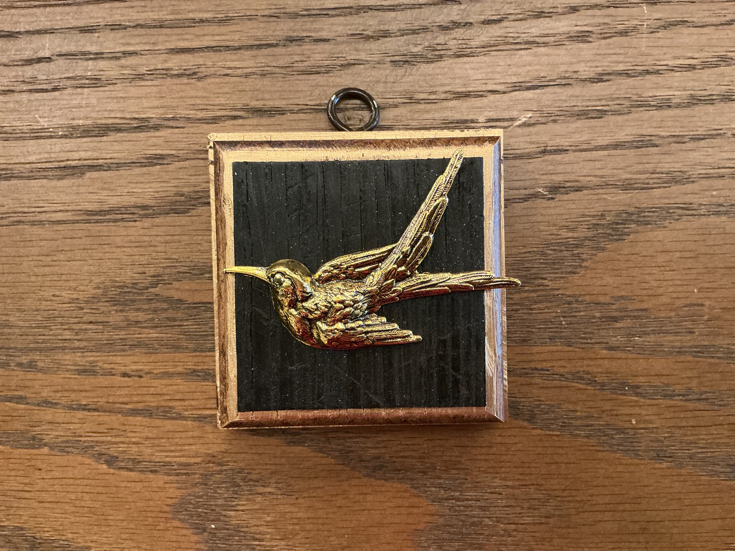 House Emblem Hummingbird
