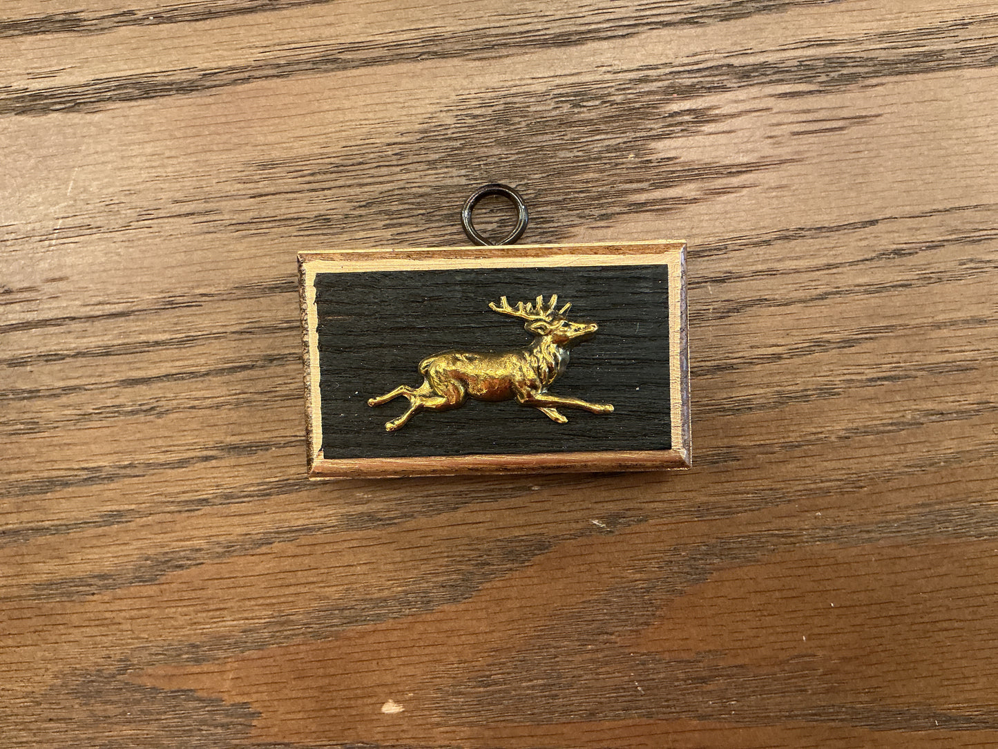 House Emblem Small Stag